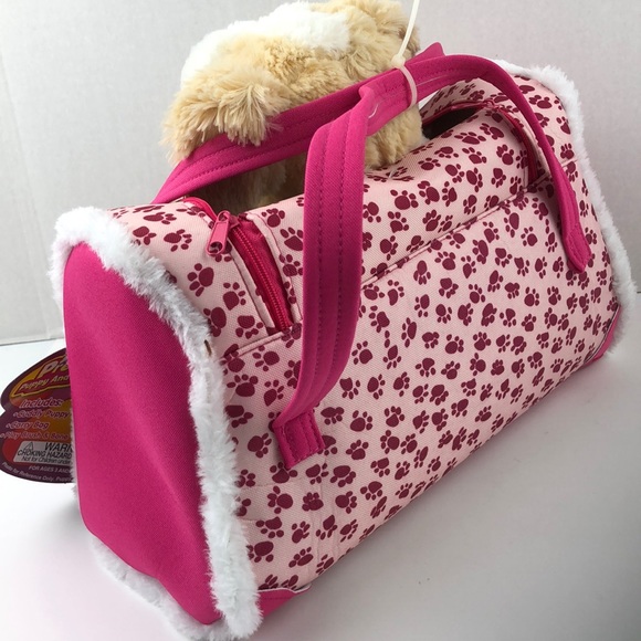 Not available!Pretty puppy and carrier - Picture 4 of 4